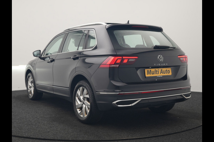 Volkswagen Tiguan 1.4 TSI eHybrid Elegance PHEV 245pk Dealer O.H | Trekhaak Af Fabriek | Panodak | Adaptive Cruise | IQ Light | 360 Camera | Lederen Sportstoelen Memory & Verwarmd | Travel Assist | Apple Carplay | Keyless | Stuurverwarming | BLIS | Virtual | Navigatie | DAB | 18"L.M | Plug In Hybrid |