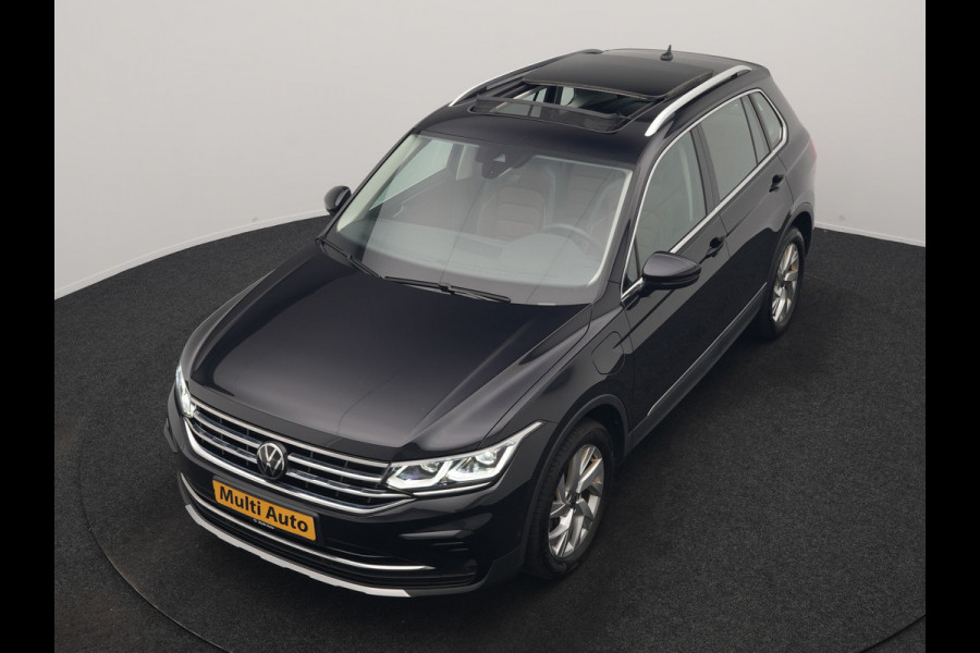 Volkswagen Tiguan 1.4 TSI eHybrid Elegance PHEV 245pk Dealer O.H | Trekhaak Af Fabriek | Panodak | Adaptive Cruise | IQ Light | 360 Camera | Lederen Sportstoelen Memory & Verwarmd | Travel Assist | Apple Carplay | Keyless | Stuurverwarming | BLIS | Virtual | Navigatie | DAB | 18"L.M | Plug In Hybrid |