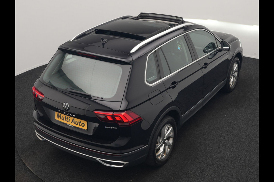 Volkswagen Tiguan 1.4 TSI eHybrid Elegance PHEV 245pk Dealer O.H | Trekhaak Af Fabriek | Panodak | Adaptive Cruise | IQ Light | 360 Camera | Lederen Sportstoelen Memory & Verwarmd | Travel Assist | Apple Carplay | Keyless | Stuurverwarming | BLIS | Virtual | Navigatie | DAB | 18"L.M | Plug In Hybrid |