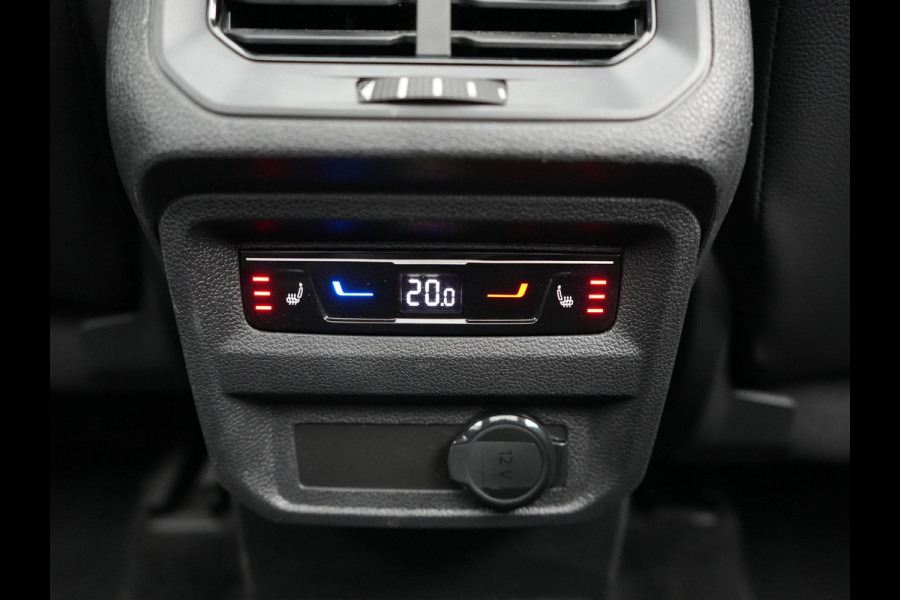 Volkswagen Tiguan 1.4 TSI eHybrid Elegance PHEV 245pk Dealer O.H | Trekhaak Af Fabriek | Panodak | Adaptive Cruise | IQ Light | 360 Camera | Lederen Sportstoelen Memory & Verwarmd | Travel Assist | Apple Carplay | Keyless | Stuurverwarming | BLIS | Virtual | Navigatie | DAB | 18"L.M | Plug In Hybrid |