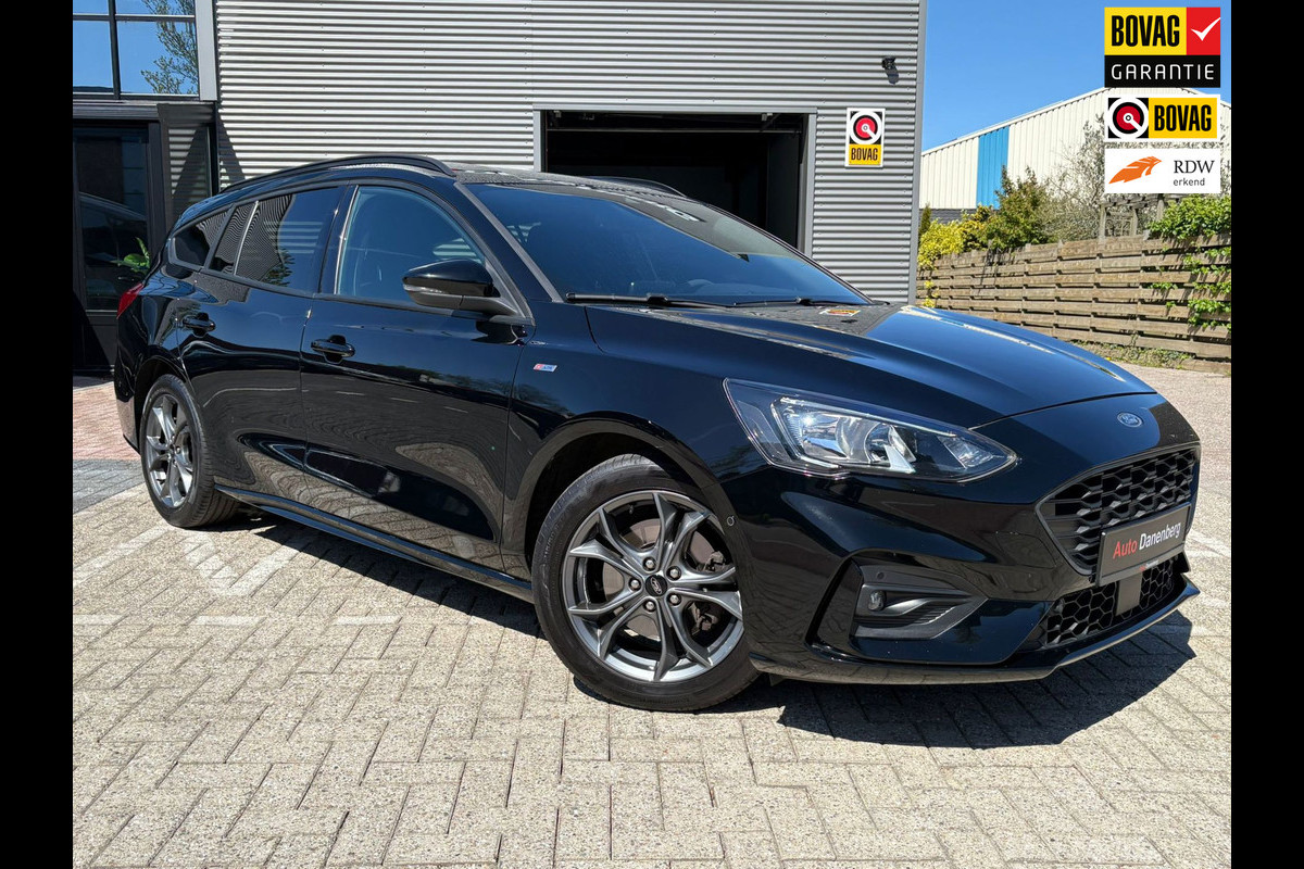 Ford FOCUS Wagon 1.0 EcoBoost ST Line Automaat Weinig KM
