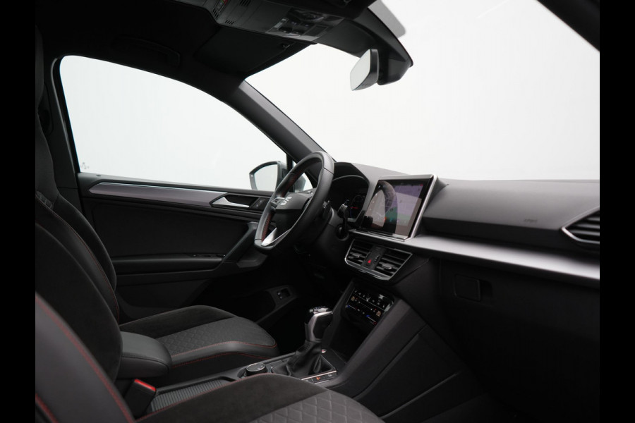 Seat Tarraco 1.4 TSI e-Hybrid FR PHEV 245pk Dealer O.H | Trekhaak Af Fabriek | Adaptive Cruise | 360 Camera | Sportstoelen Memory & Verwarmd | Apple Carplay | Keyless | Stuurverwarming | BLIS | Virtual | Navigatie | DAB | 20"L.M |