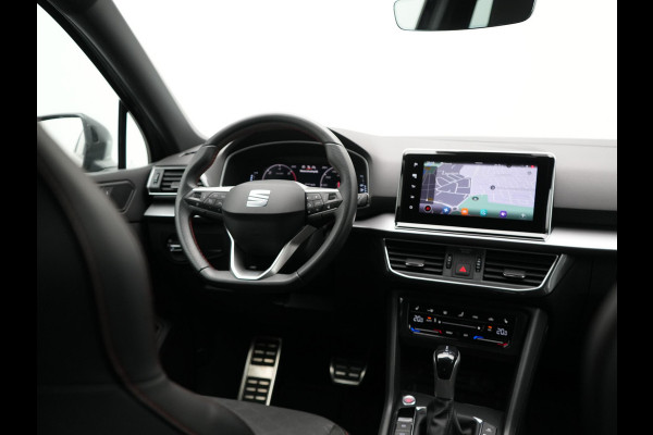 Seat Tarraco 1.4 TSI e-Hybrid FR PHEV 245pk Dealer O.H | Trekhaak Af Fabriek | Adaptive Cruise | 360 Camera | Sportstoelen Memory & Verwarmd | Apple Carplay | Keyless | Stuurverwarming | BLIS | Virtual | Navigatie | DAB | 20"L.M |