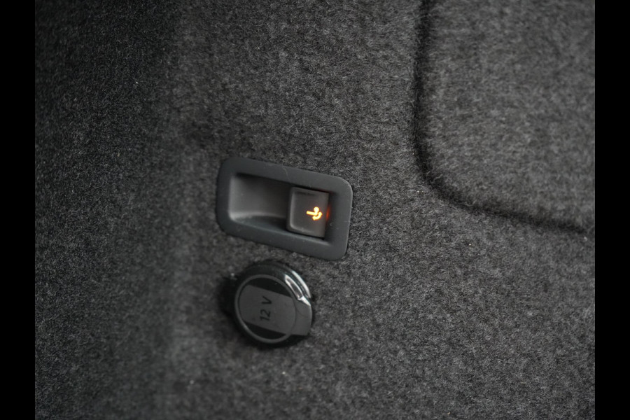 Seat Tarraco 1.4 TSI e-Hybrid FR PHEV 245pk Dealer O.H | Trekhaak Af Fabriek | Adaptive Cruise | 360 Camera | Sportstoelen Memory & Verwarmd | Apple Carplay | Keyless | Stuurverwarming | BLIS | Virtual | Navigatie | DAB | 20"L.M |