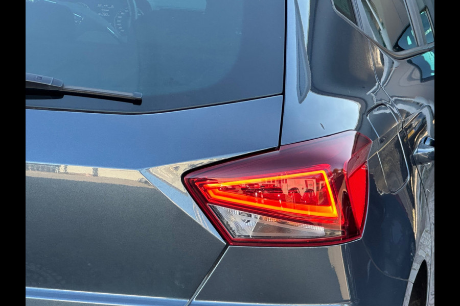Seat Ibiza 1.0 TSI Style Business Intense CAMERA|PDC|APPLE CARPLAY|NAVI