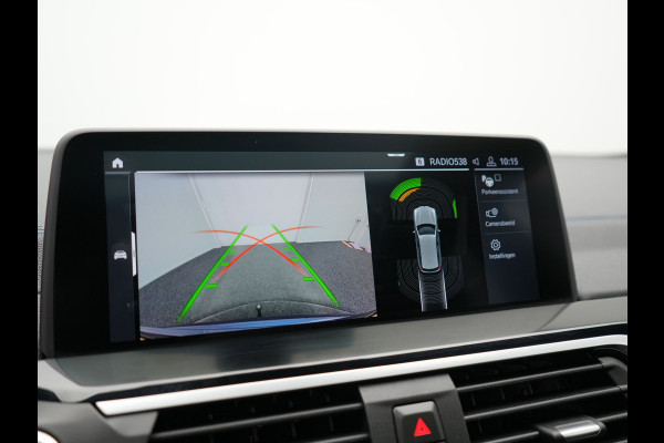 BMW X3 xDrive30e M Sport PHEV 293pk | Trekhaak Afn. | Panodak | Head Up | Camera | Lederen Sportstoelen Memory & Verwarmd | Adaptive LED | Sfeerverlichting | Blis | Keyless | Navigatie | 19"L.M | Plug In Hybrid |