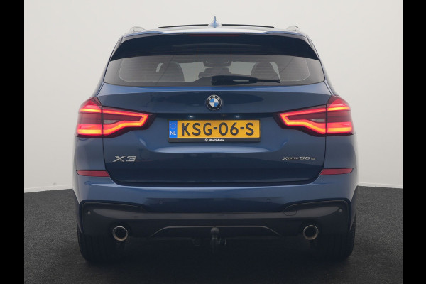 BMW X3 xDrive30e M Sport PHEV 293pk | Trekhaak Afn. | Panodak | Head Up | Camera | Lederen Sportstoelen Memory & Verwarmd | Adaptive LED | Sfeerverlichting | Blis | Keyless | Navigatie | 19"L.M | Plug In Hybrid |