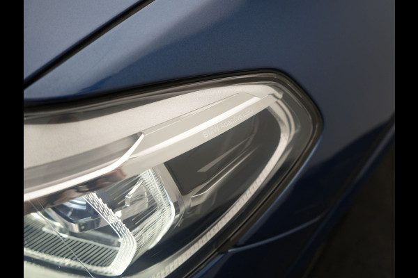 BMW X3 xDrive30e M Sport PHEV 293pk | Trekhaak Afn. | Panodak | Head Up | Camera | Lederen Sportstoelen Memory & Verwarmd | Adaptive LED | Sfeerverlichting | Blis | Keyless | Navigatie | 19"L.M | Plug In Hybrid |