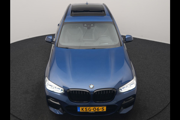 BMW X3 xDrive30e M Sport PHEV 293pk | Trekhaak Afn. | Panodak | Head Up | Camera | Lederen Sportstoelen Memory & Verwarmd | Adaptive LED | Sfeerverlichting | Blis | Keyless | Navigatie | 19"L.M | Plug In Hybrid |