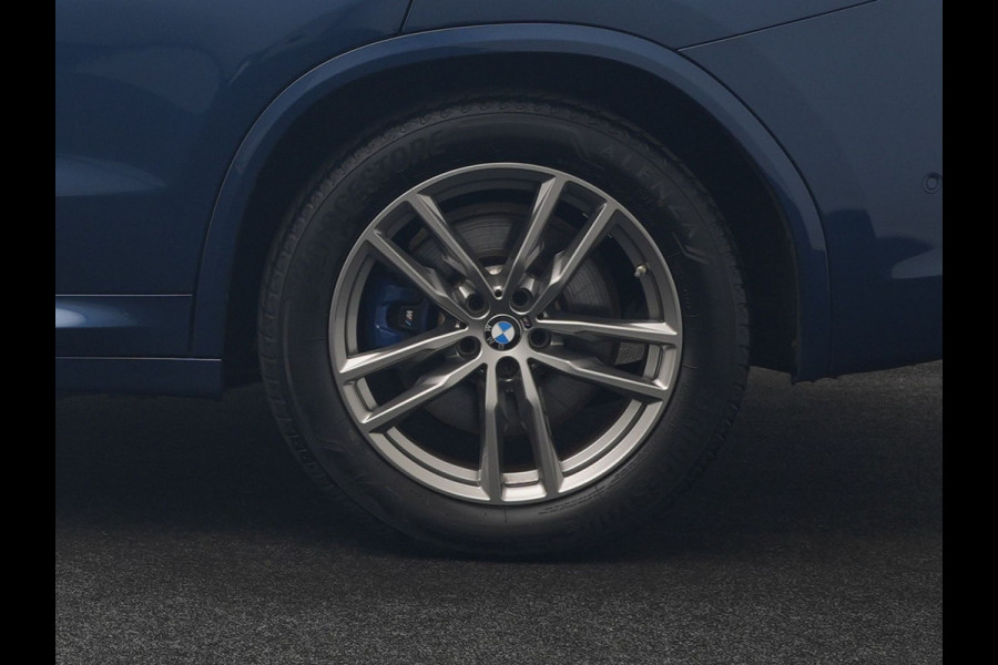 BMW X3 xDrive30e M Sport PHEV 293pk | Trekhaak Afn. | Panodak | Head Up | Camera | Lederen Sportstoelen Memory & Verwarmd | Adaptive LED | Sfeerverlichting | Blis | Keyless | Navigatie | 19"L.M | Plug In Hybrid |