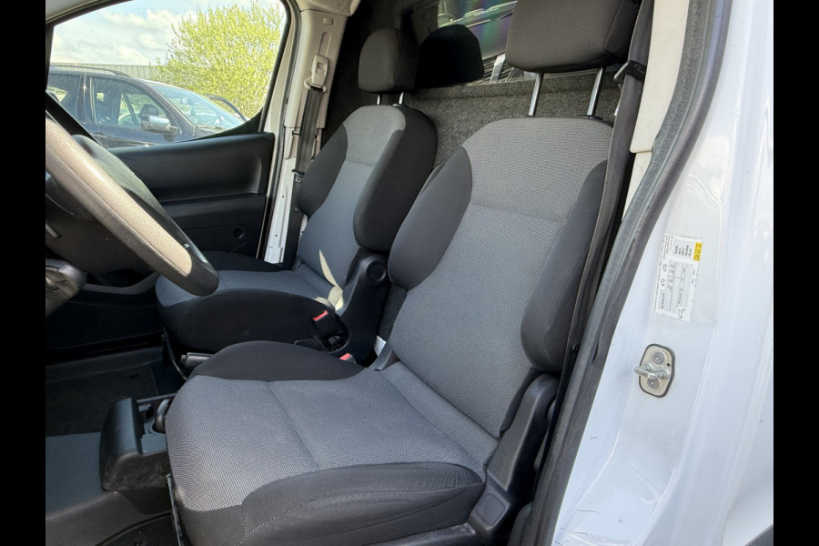 Peugeot Partner BWJ 2019 | 1.6 100 PK BlueHDi 100 L1 Premium AUTOMAAT | AIRCO | CRUISE | PDC | RADIO/CD | SCHUIFDEUR RECHTS |