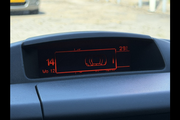 Peugeot Partner BWJ 2019 | 1.6 100 PK BlueHDi 100 L1 Premium AUTOMAAT | AIRCO | CRUISE | PDC | RADIO/CD | SCHUIFDEUR RECHTS |