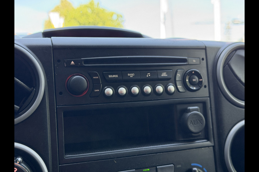 Peugeot Partner BWJ 2019 | 1.6 100 PK BlueHDi 100 L1 Premium AUTOMAAT | AIRCO | CRUISE | PDC | RADIO/CD | SCHUIFDEUR RECHTS |
