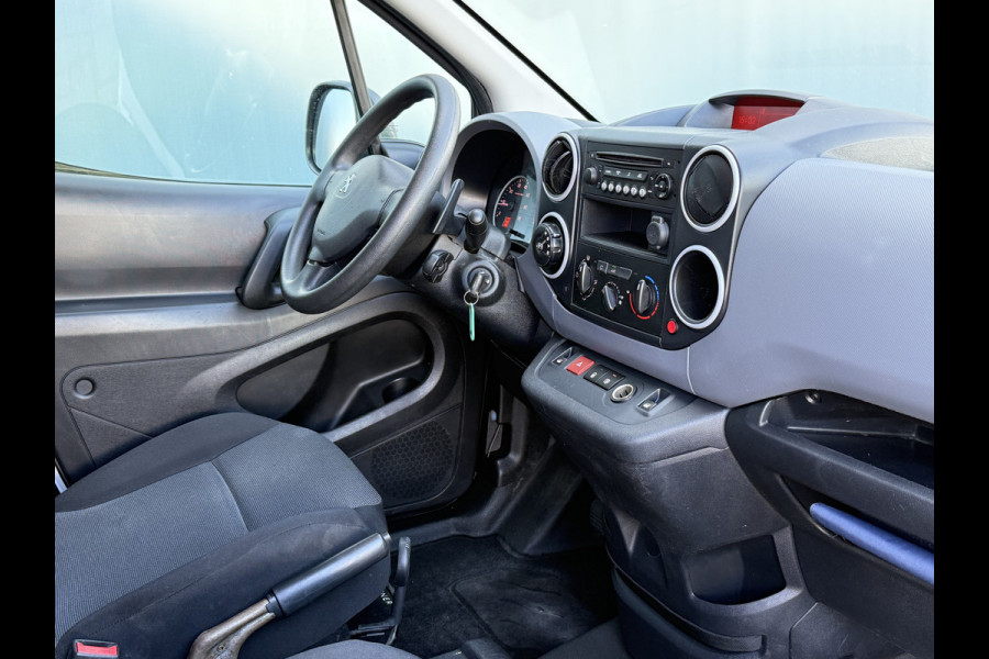 Peugeot Partner BWJ 2019 | 1.6 100 PK BlueHDi 100 L1 Premium AUTOMAAT | AIRCO | CRUISE | PDC | RADIO/CD | SCHUIFDEUR RECHTS |