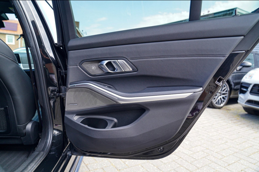 BMW 3-serie M340i xDrive High Executive Edition | Harman Kardon | HuD | Schuif/kanteldak | 360 cam | Adaptieve Cruise | 374 PK