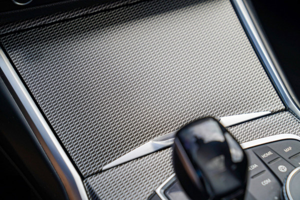 BMW 3-serie M340i xDrive High Executive Edition | Harman Kardon | HuD | Schuif/kanteldak | 360 cam | Adaptieve Cruise | 374 PK
