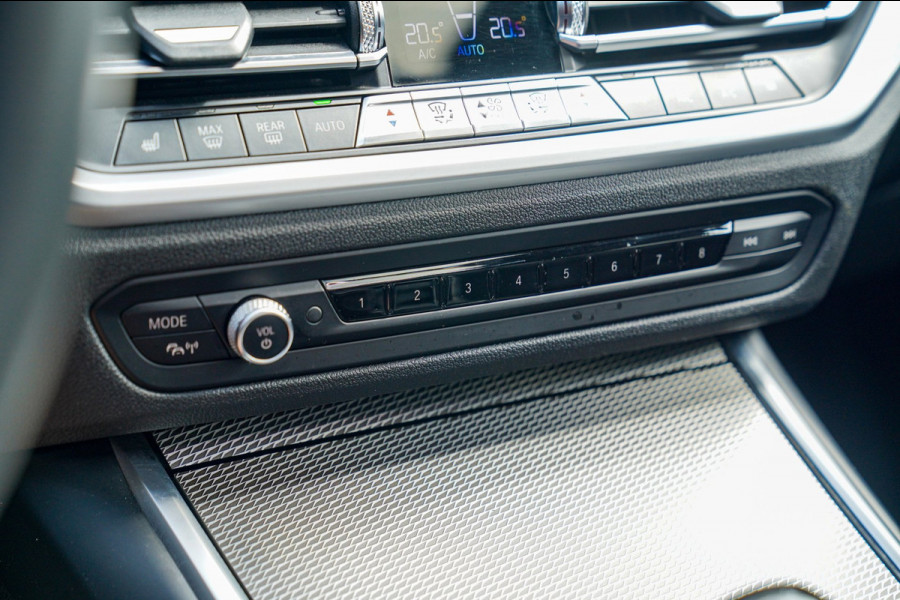BMW 3-serie M340i xDrive High Executive Edition | Harman Kardon | HuD | Schuif/kanteldak | 360 cam | Adaptieve Cruise | 374 PK