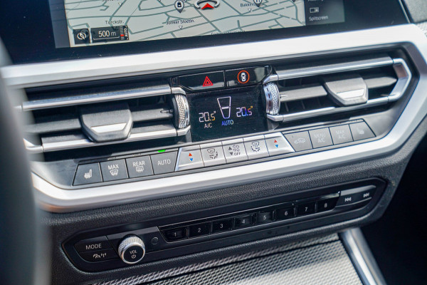 BMW 3-serie M340i xDrive High Executive Edition | Harman Kardon | HuD | Schuif/kanteldak | 360 cam | Adaptieve Cruise | 374 PK