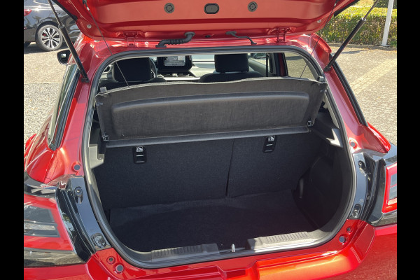Suzuki Swift 1.2 Smart Hybrid Select CVT Automaat | In meerdere kleuren uit voorraad leverbaar | Adapt. Cruise | Camera | Stoelverwarming | 16'' | Dodehoek | Carplay/Android Auto | Smart Entry |
