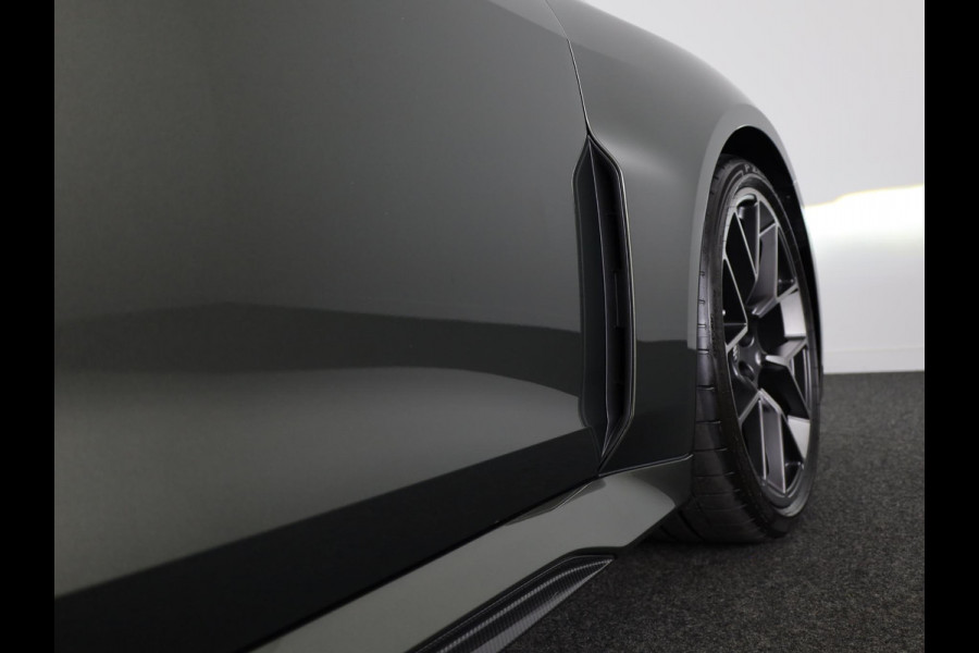 Audi RS5 Avant e-hybrid 470 kW/639 pk | RS keramische remmen zwart | Optiekpakket carbon | Audi Sportpakket | Panorama-glasdak |