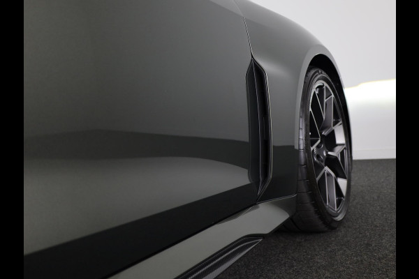 Audi RS5 Avant e-hybrid 470 kW/639 pk | RS keramische remmen zwart | Optiekpakket carbon | Audi Sportpakket | Panorama-glasdak |