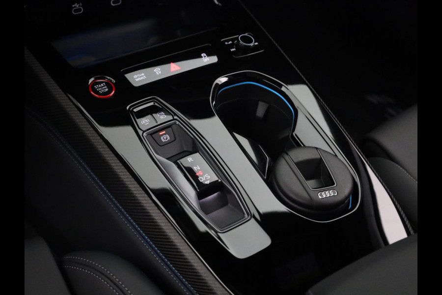 Audi RS5 Avant e-hybrid 470 kW/639 pk | RS keramische remmen zwart | Optiekpakket carbon | Audi Sportpakket | Panorama-glasdak |