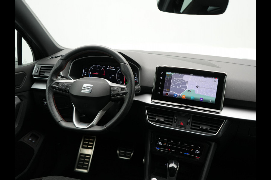 Seat Tarraco 1.4 TSI e-Hybrid FR PHEV 245pk Dealer O.H | Trekhaak Af Fabriek | Adaptive Cruise | 360 Camera | Sportstoelen Memory & Verwarmd | Apple Carplay | Keyless | Stuurverwarming | BLIS | Virtual | Navigatie | DAB | 20"L.M |