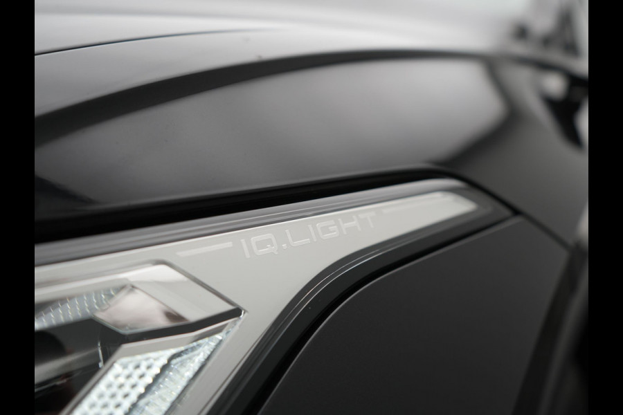 Volkswagen Tiguan 1.4 TSI eHybrid Elegance PHEV 245pk Dealer O.H | Trekhaak Af Fabriek | Panodak | Adaptive Cruise | IQ Light | 360 Camera | Lederen Sportstoelen Memory & Verwarmd | Travel Assist | Apple Carplay | Keyless | Stuurverwarming | BLIS | Virtual | Navigatie | DAB | 18"L.M | Plug In Hybrid |