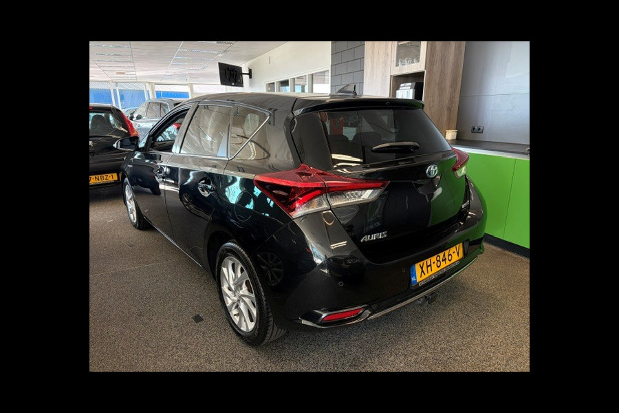 Toyota Auris 1.8 Hybrid Business Plus / 90dkm NAP / Navi / Cruise / Fietsenhaak / Climate Control