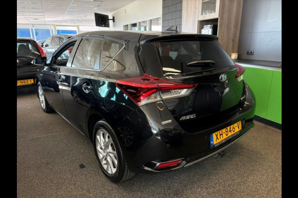 Toyota Auris 1.8 Hybrid Business Plus / 90dkm NAP / Navi / Cruise / Fietsenhaak / Climate Control