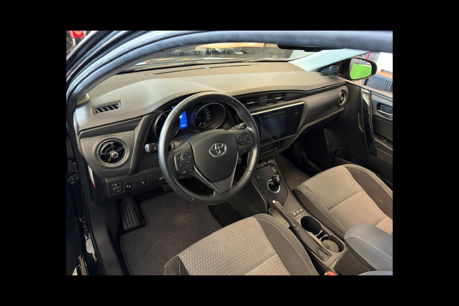 Toyota Auris 1.8 Hybrid Business Plus / 90dkm NAP / Navi / Cruise / Fietsenhaak / Climate Control