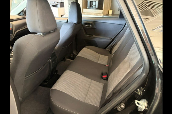 Toyota Auris 1.8 Hybrid Business Plus / 90dkm NAP / Navi / Cruise / Fietsenhaak / Climate Control