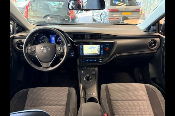 Toyota Auris 1.8 Hybrid Business Plus / 90dkm NAP / Navi / Cruise / Fietsenhaak / Climate Control