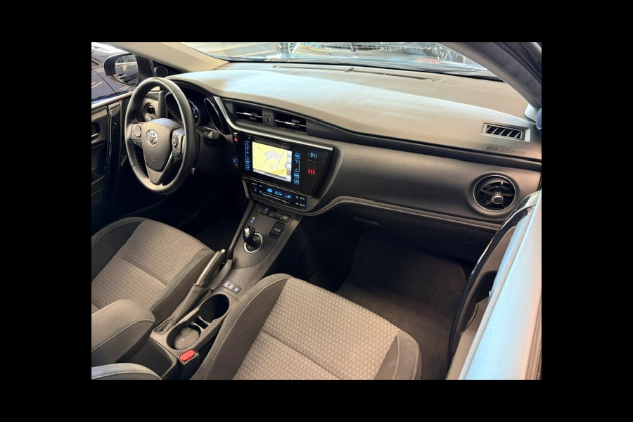 Toyota Auris 1.8 Hybrid Business Plus / 90dkm NAP / Navi / Cruise / Fietsenhaak / Climate Control