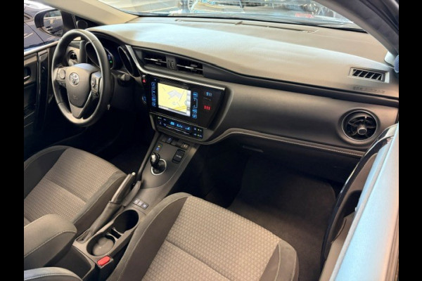 Toyota Auris 1.8 Hybrid Business Plus / 90dkm NAP / Navi / Cruise / Fietsenhaak / Climate Control