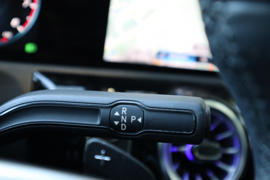 Mercedes-Benz CLA-Klasse Shooting Brake 180 Business Solution Luxury | Panoramadak |