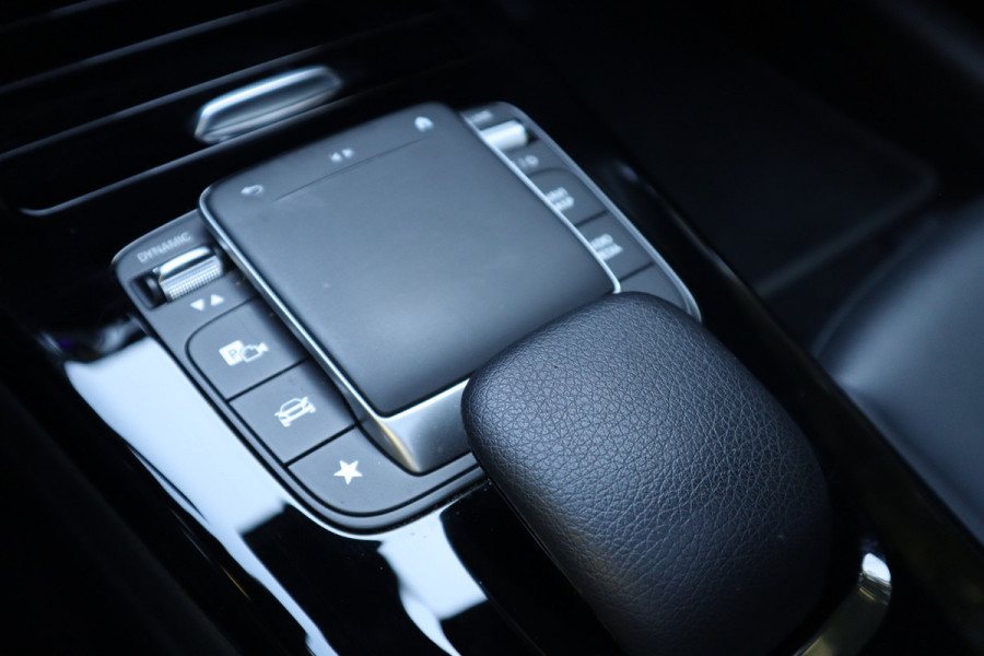 Mercedes-Benz CLA-Klasse Shooting Brake 180 Business Solution Luxury | Panoramadak |