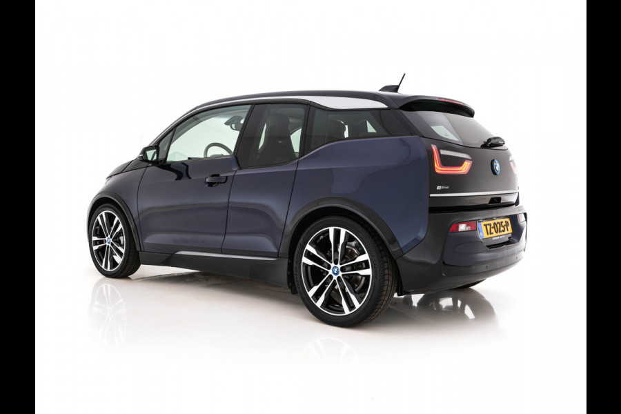 BMW i3 Basis 120Ah 42 kWh [3-Fase-11kW] {SoH-95%} *HEAT-PUMP | LEATHER-FABRIC | FULL-LED | HARMAN/KARDON | HEATED-COMFORTSEATS | DIGI-COCKPIT | NAVI-FULLMAP | PRIVACY-GLASS | DAB+ | ECC | PDC | CRUISE | 20''ALU*