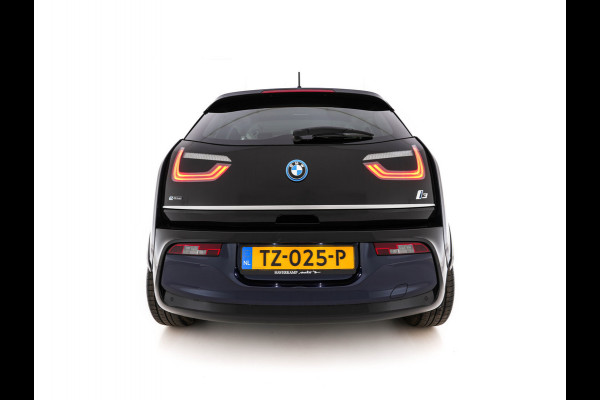 BMW i3 Basis 120Ah 42 kWh [3-Fase-11kW] {SoH-95%} *HEAT-PUMP | LEATHER-FABRIC | FULL-LED | HARMAN/KARDON | HEATED-COMFORTSEATS | DIGI-COCKPIT | NAVI-FULLMAP | PRIVACY-GLASS | DAB+ | ECC | PDC | CRUISE | 20''ALU*