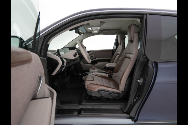 BMW i3 Basis 120Ah 42 kWh [3-Fase-11kW] {SoH-95%} *HEAT-PUMP | LEATHER-FABRIC | FULL-LED | HARMAN/KARDON | HEATED-COMFORTSEATS | DIGI-COCKPIT | NAVI-FULLMAP | PRIVACY-GLASS | DAB+ | ECC | PDC | CRUISE | 20''ALU*
