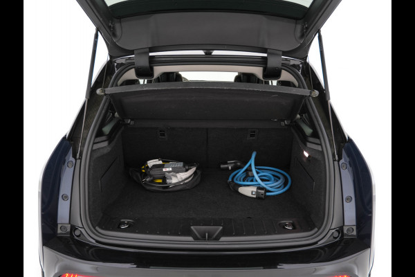 BMW i3 Basis 120Ah 42 kWh [3-Fase-11kW] {SoH-95%} *HEAT-PUMP | LEATHER-FABRIC | FULL-LED | HARMAN/KARDON | HEATED-COMFORTSEATS | DIGI-COCKPIT | NAVI-FULLMAP | PRIVACY-GLASS | DAB+ | ECC | PDC | CRUISE | 20''ALU*