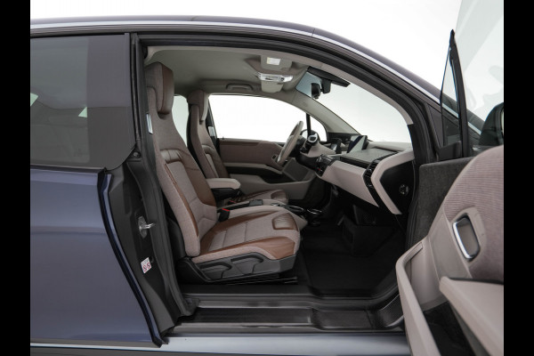 BMW i3 Basis 120Ah 42 kWh [3-Fase-11kW] {SoH-95%} *HEAT-PUMP | LEATHER-FABRIC | FULL-LED | HARMAN/KARDON | HEATED-COMFORTSEATS | DIGI-COCKPIT | NAVI-FULLMAP | PRIVACY-GLASS | DAB+ | ECC | PDC | CRUISE | 20''ALU*