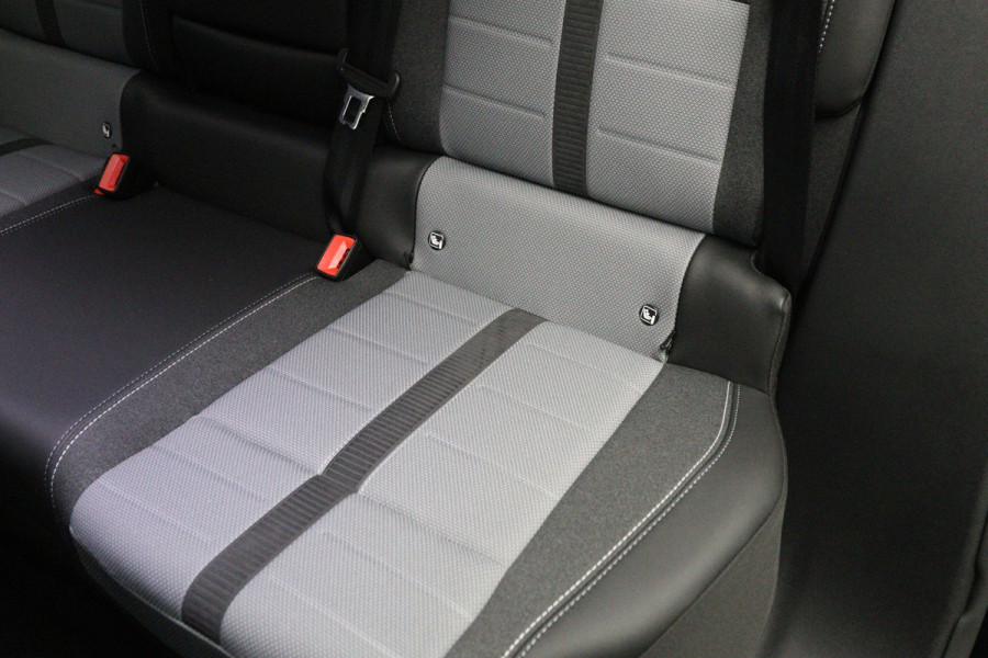 Opel Grandland Electric GS 73 kWh 214 PK, *NIEUW*, Trekhaak, Warmtepomp, Camera