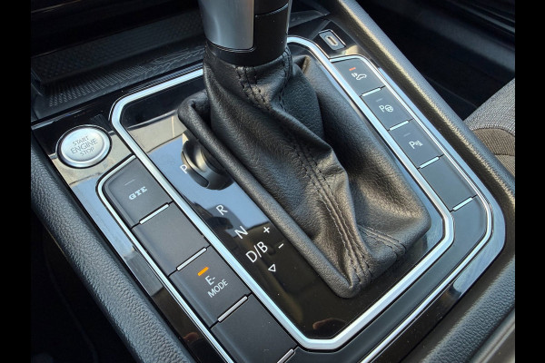 Volkswagen Passat Variant 1.4 TSI PHEV GTE * Trekhaak * AUTOMAAT * Parkeercamera * Head-up Display *
