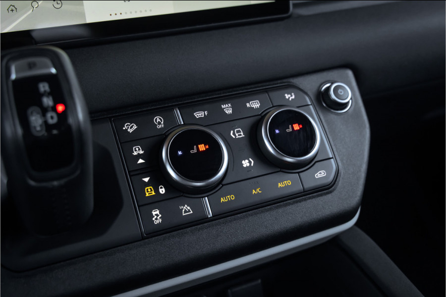 Land Rover Defender 3.0 D200 110 X-Dynamic SE - Luchtvering - Trekhaak
