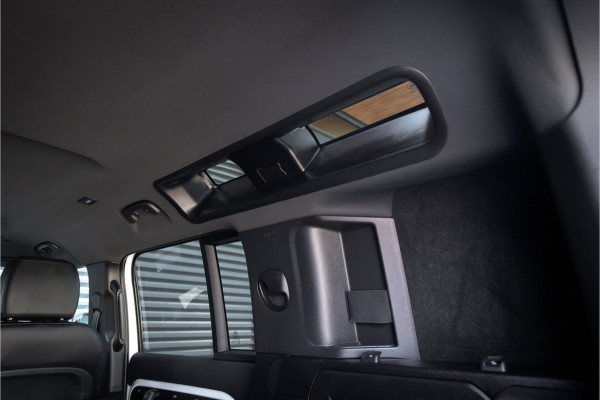 Land Rover Defender 3.0 D200 110 X-Dynamic SE - Luchtvering - Trekhaak
