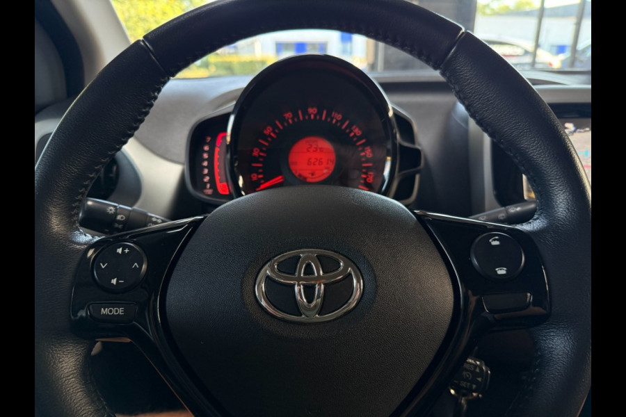 Toyota Aygo X-Nav camera airco nap 5drs apple carplay