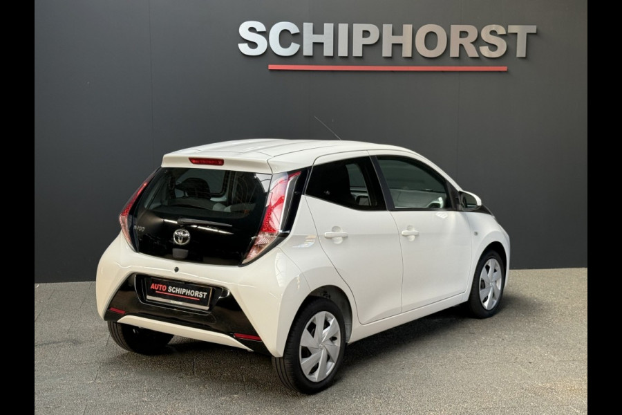 Toyota Aygo X-Nav camera airco nap 5drs apple carplay