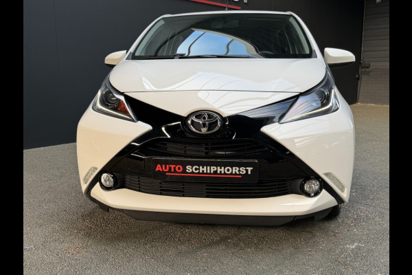 Toyota Aygo X-Nav camera airco nap 5drs apple carplay