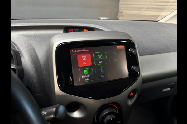 Toyota Aygo X-Nav camera airco nap 5drs apple carplay